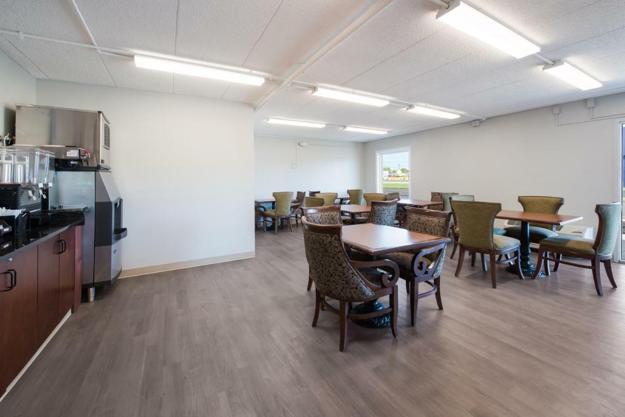 Americas Best Value Inn Columbus Bagian luar foto