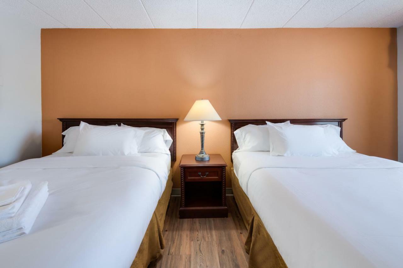 Americas Best Value Inn Columbus Bagian luar foto